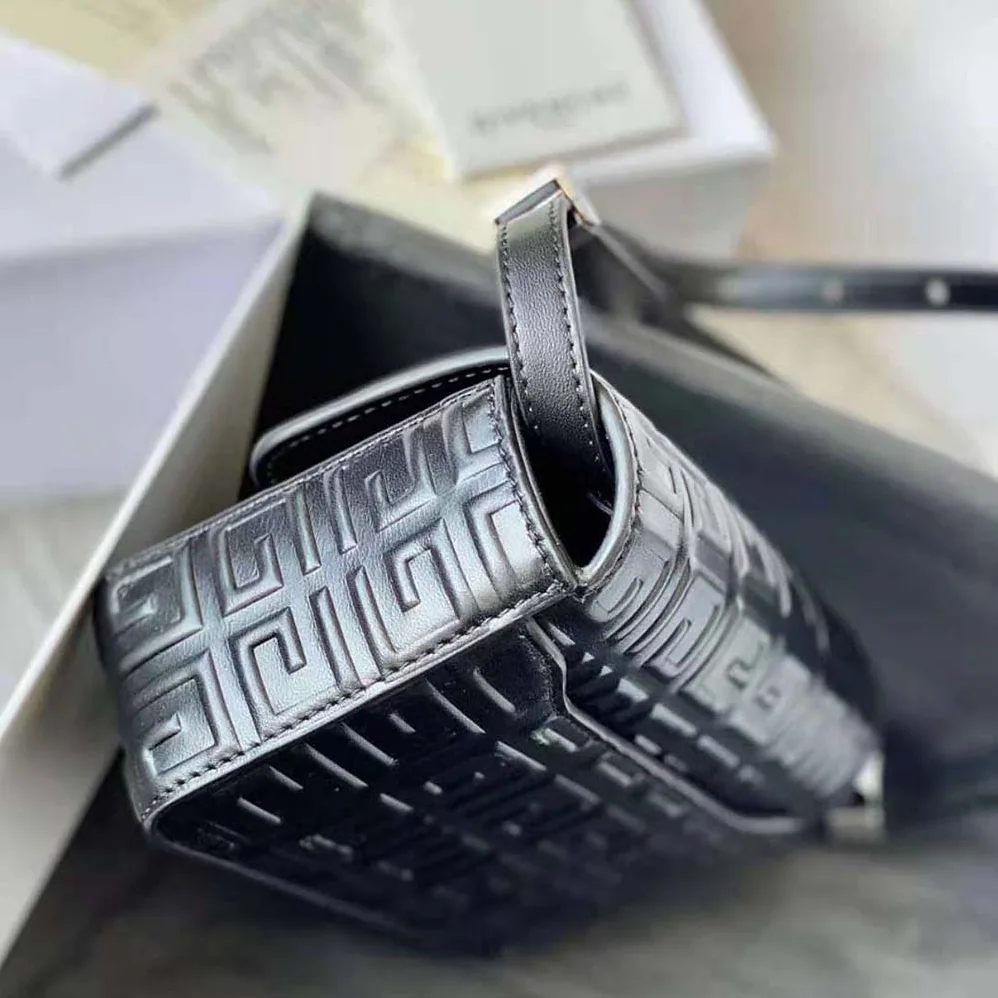 Givenchy Small 4g Bag in 4g Patent Leather for Women in Black