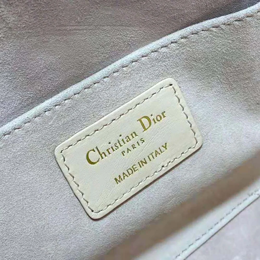 Dior Medium Dior Ammi Bag Sand Pink Supple Macrocannage Lambskin for Women Dior Medium Dior Ammi Bag Sand Pink Supple Macrocannage Lambskin for Women