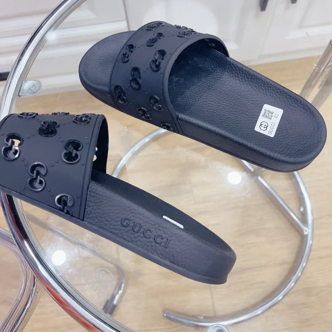 Gucci Rubber GG Slide Sandals Black for Women