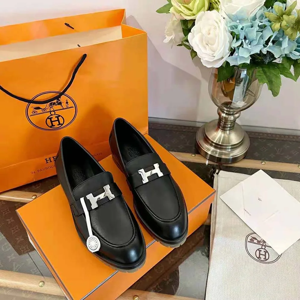 Hermes Faubourg Loafer in Glazed Calfskin for Women in Black Hermes Faubourg Loafer in Glazed Calfskin for Women in Black