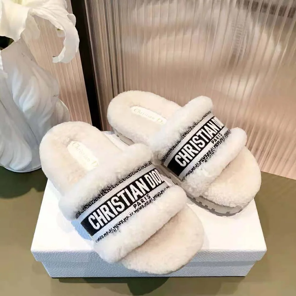 Dior Dway Slide White Embroidered Cotton and Shearling for Women Dior Dway Slide White Embroidered Cotton and Shearling for Women