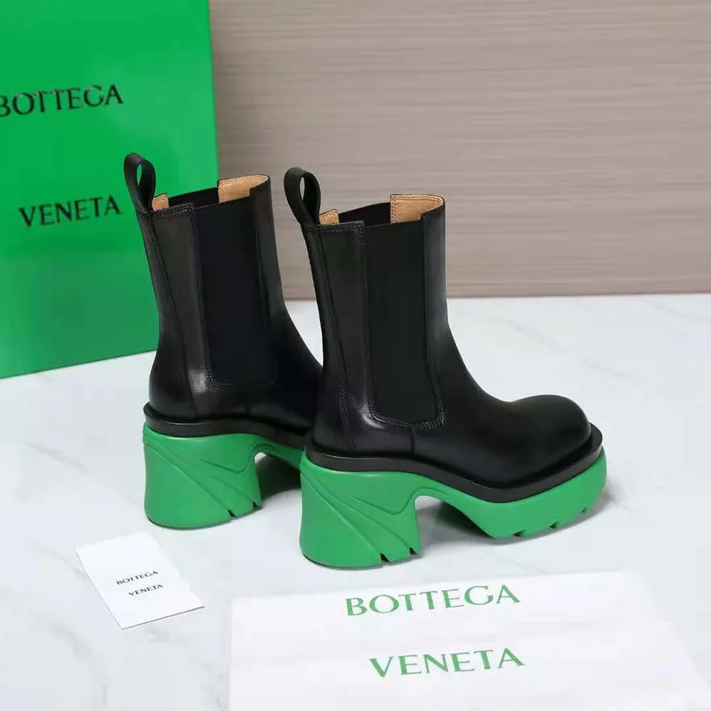 Bottega Veneta Flash Ankle Chelsea Boot Shearling for Women in Green Bottega Veneta Flash Ankle Chelsea Boot Shearling for Women in Green