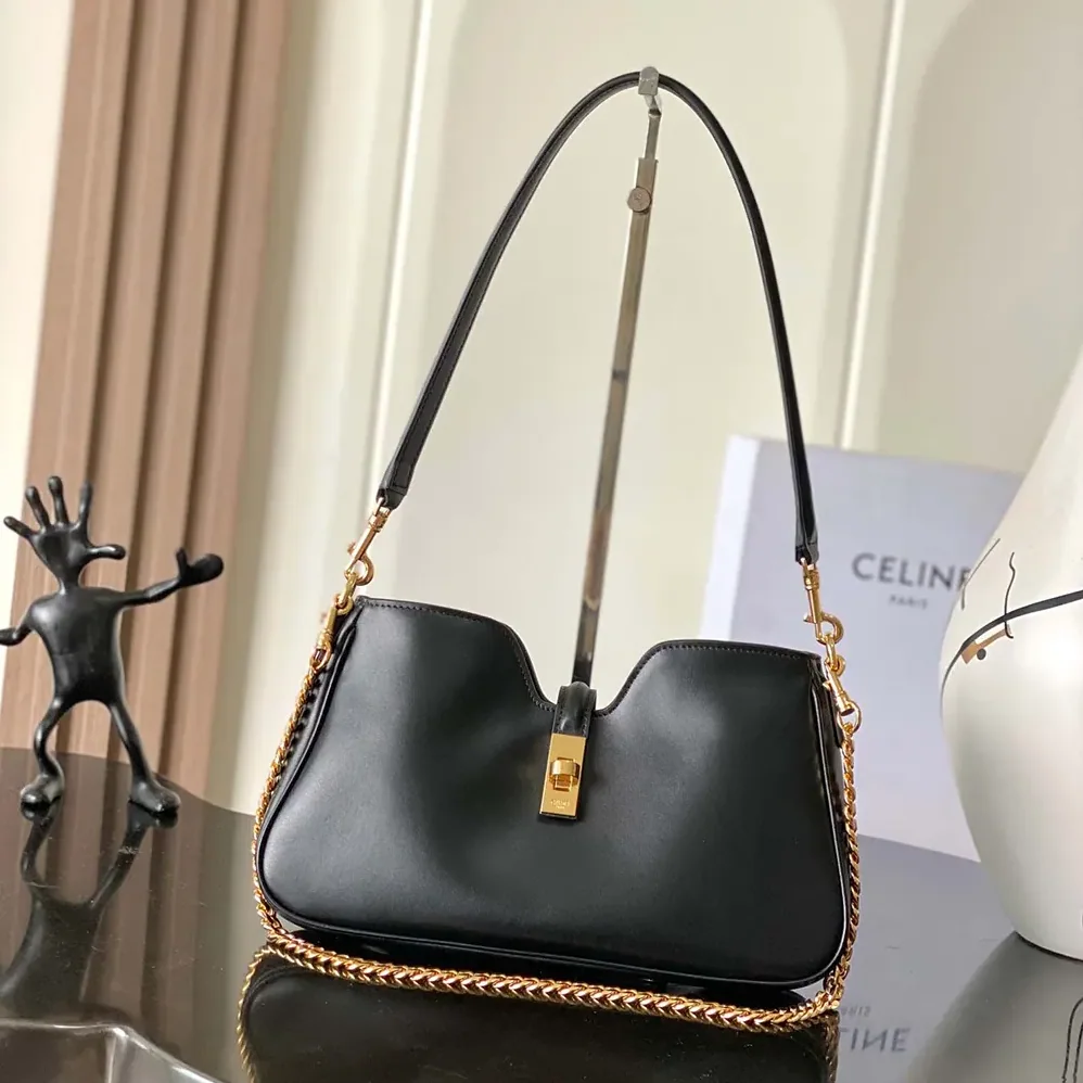 Celine Shoulder Camille 16 Soft In Smooth Calfskin for Women in Black Celine Shoulder Camille 16 Soft In Smooth Calfskin for Women in Black