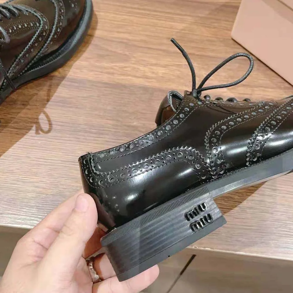 Miu Miu Church's X Miu Miu Brushed Leather Oxford Brogue Shoes for Women Miu Miu Church's X Miu Miu Brushed Leather Oxford Brogue Shoes for Women
