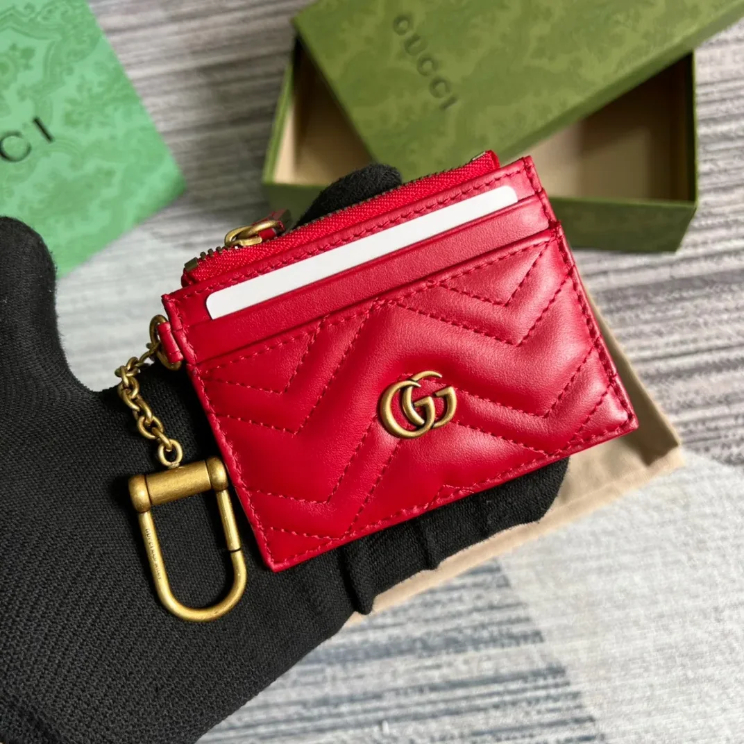 Gucci GG Marmont Keychain Wallet Red / Gucci GG Marmont Keychain Wallet Red /