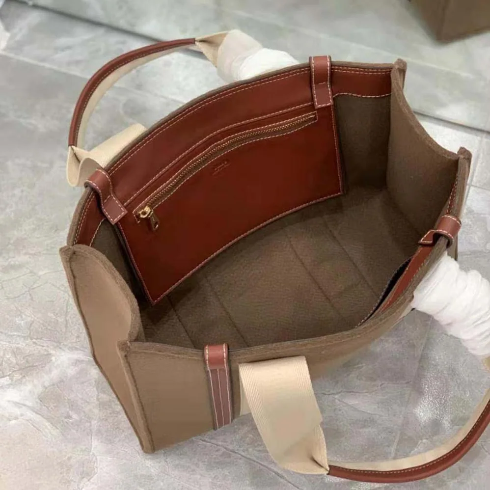 Chloe Medium Woody Tote Bag for Women in Brown