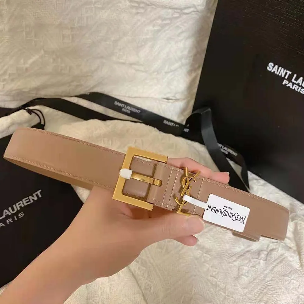 Saint Laurent YSL Cassandre Thin Belt with Square Buckle in Lacquered Leather for Women