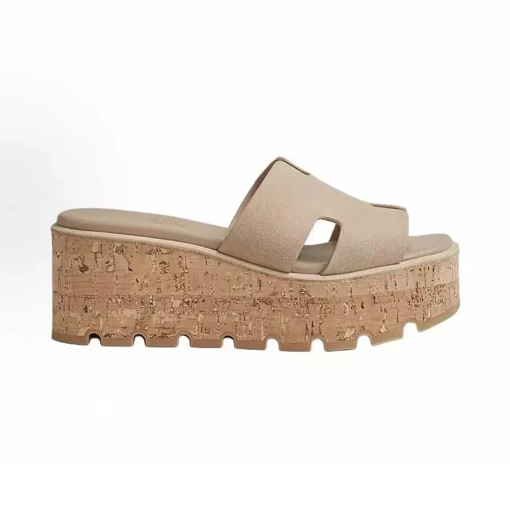 Hermes Eze 30 Sandal for Women in Natural Hermes Eze 30 Sandal for Women in Natural