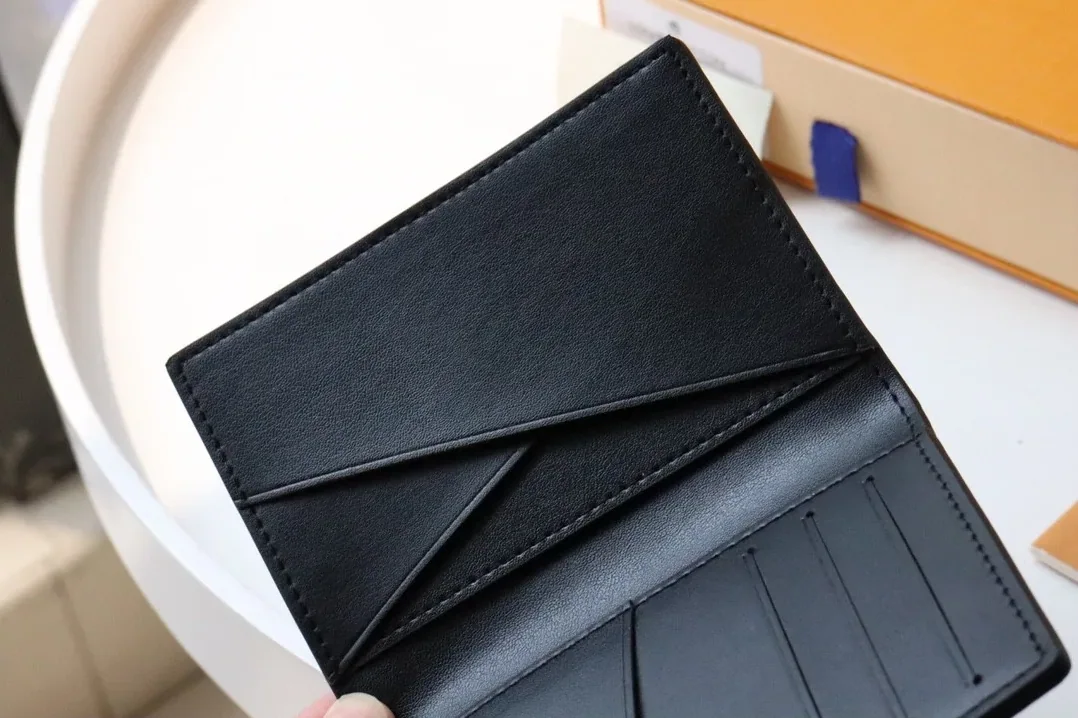Louis Vuitton Pocket Organizer The New LV Aerogram Version Louis Vuitton Pocket Organizer The New LV Aerogram Version