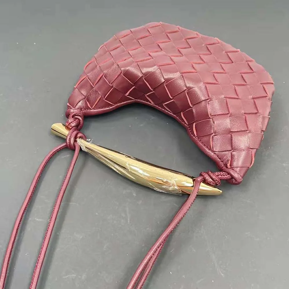 Bottega Veneta Mini Sardine in Supple Lambskin Leather for Women in Maroon