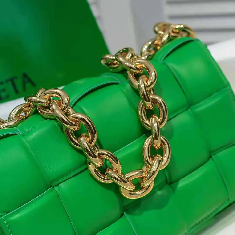 Bottega Veneta Chain Cassette Padded Intrecciato Leather Crossbody Bag for Women in Green