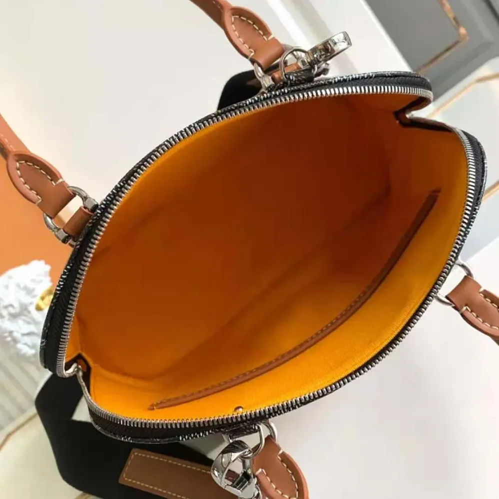 Goyard Vendôme PM Bag for Women in Tan