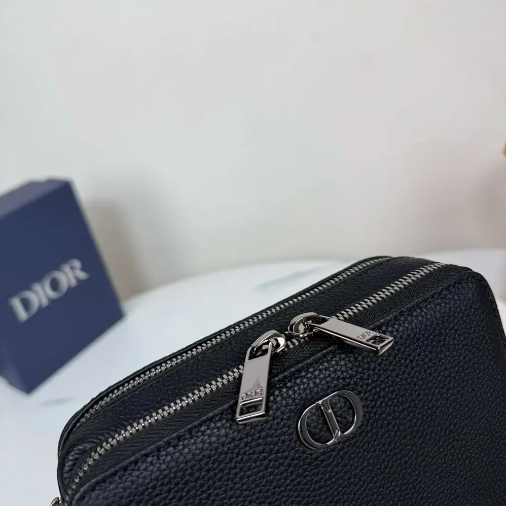 Dior CD Icon Zipped Pouch with Strap Black Grained Calfskin for Men