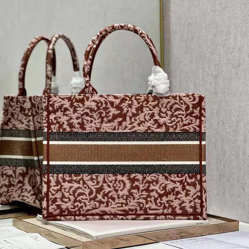 Dior Medium Dior Book Tote Metallic Pink Dior Brocart Embroidery for Women Dior Medium Dior Book Tote Metallic Pink Dior Brocart Embroidery for Women