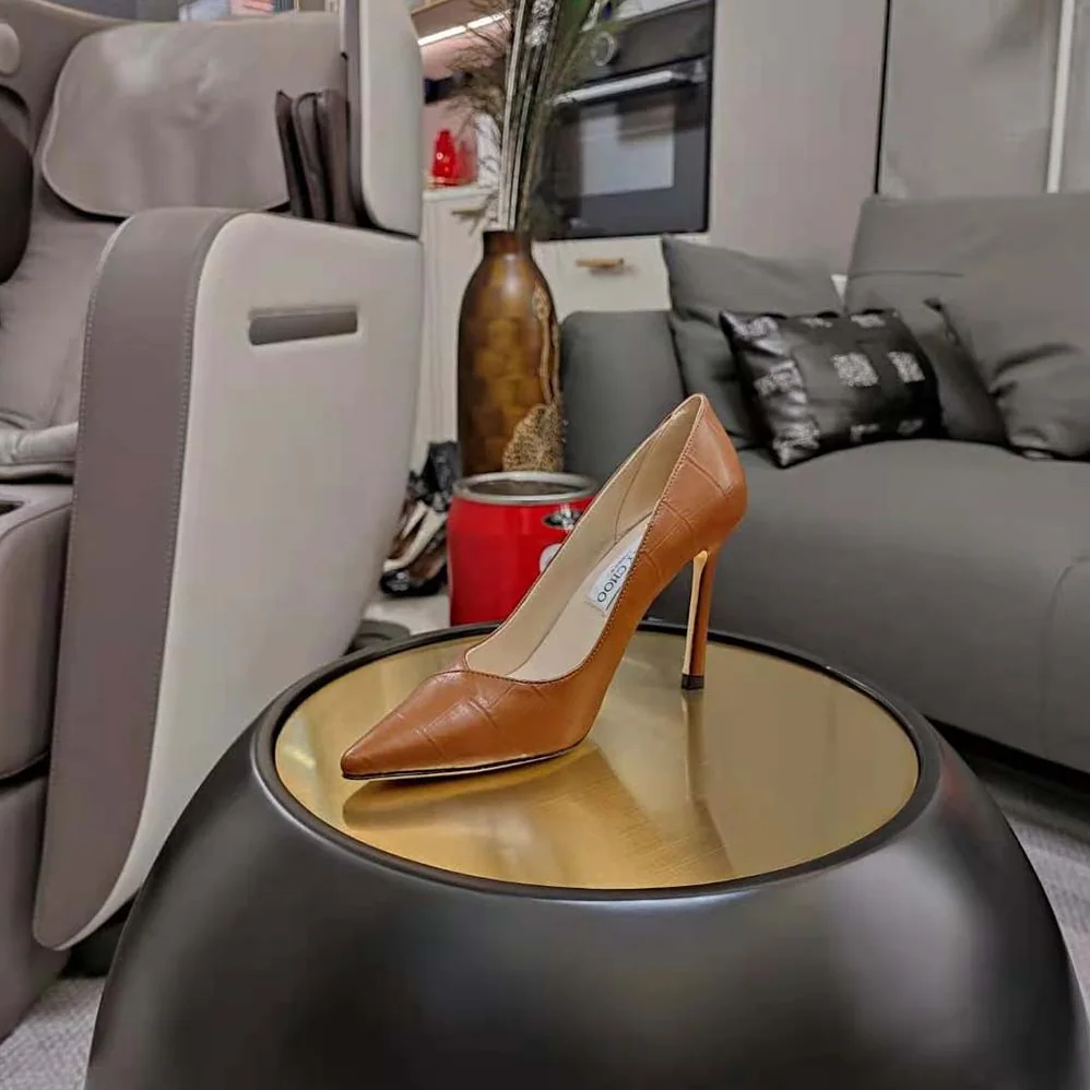 Jimmy Choo Cass 95 Tan Croc-Embossed Leather Pumps for Women in Brown Jimmy Choo Cass 95 Tan Croc-Embossed Leather Pumps for Women in Brown