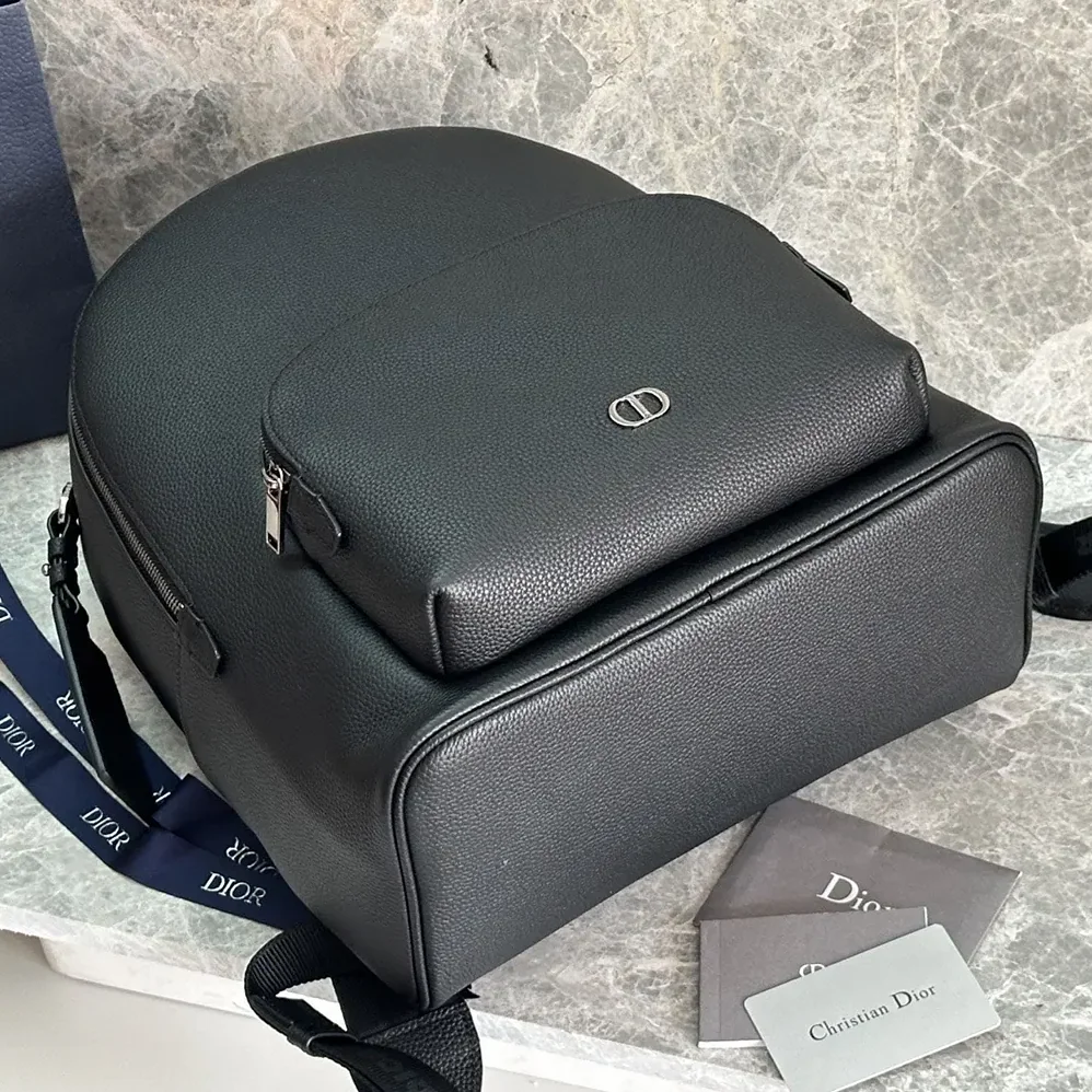 Dior CD Icon Zipped Backpack Gris Flanelle Matte Grained Calfskin for Men