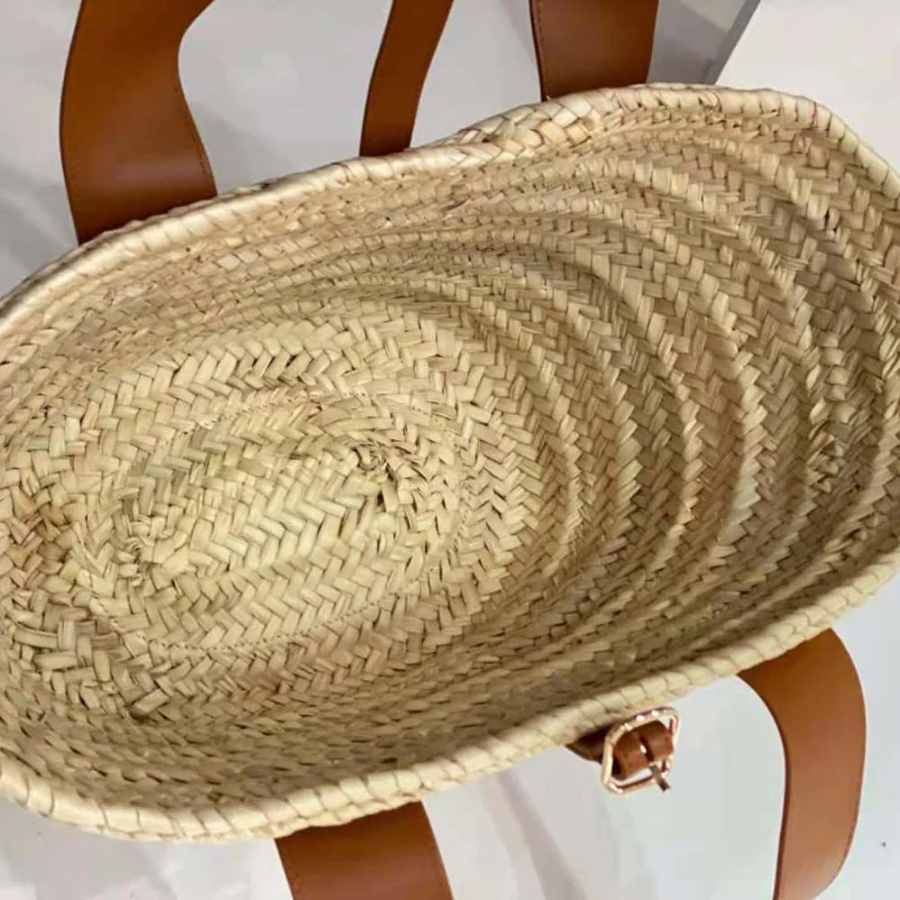 Chloe Sense Medium Basket for Women in Brown Chloe Sense Medium Basket for Women in Brown