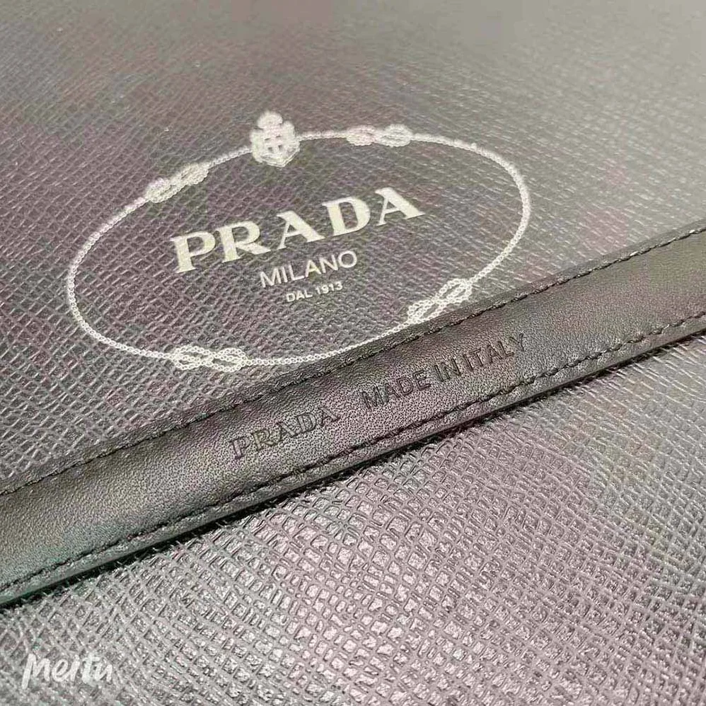 Prada Saffiano Leather Belt for Women in Black Prada Saffiano Leather Belt for Women in Black