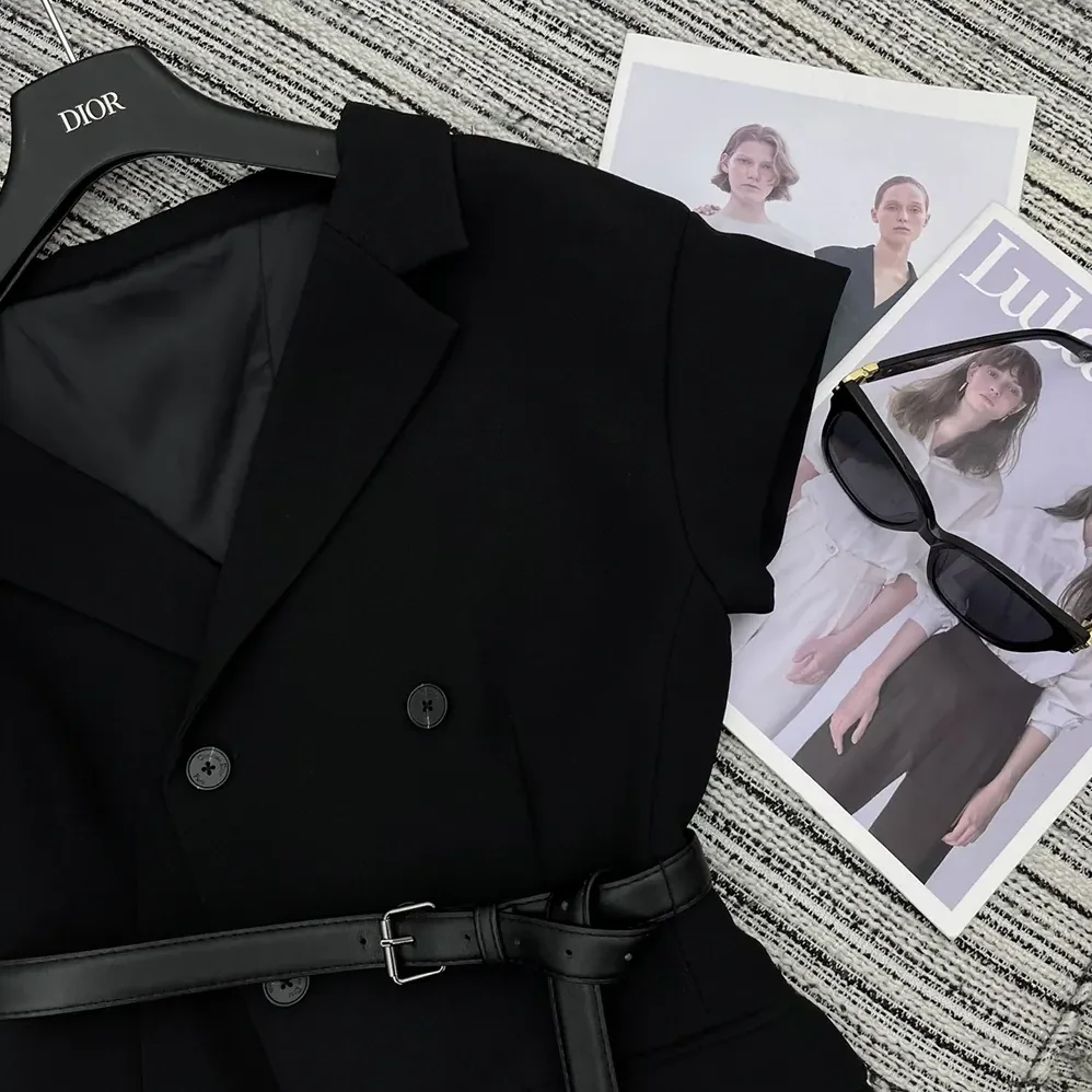 Dior Asymmetric Short-Sleeved Jacket with Belt Black Silk and Cotton Faille for Women Dior Asymmetric Short-Sleeved Jacket with Belt Black Silk and Cotton Faille for Women