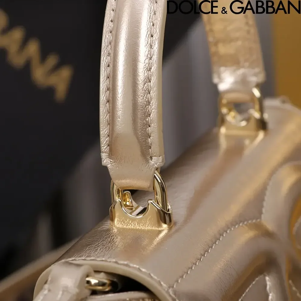 Dolce Gabbana D&G DG Logo Bag Top-handle Bag for Women in Gold Dolce Gabbana D&G DG Logo Bag Top-handle Bag for Women in Gold