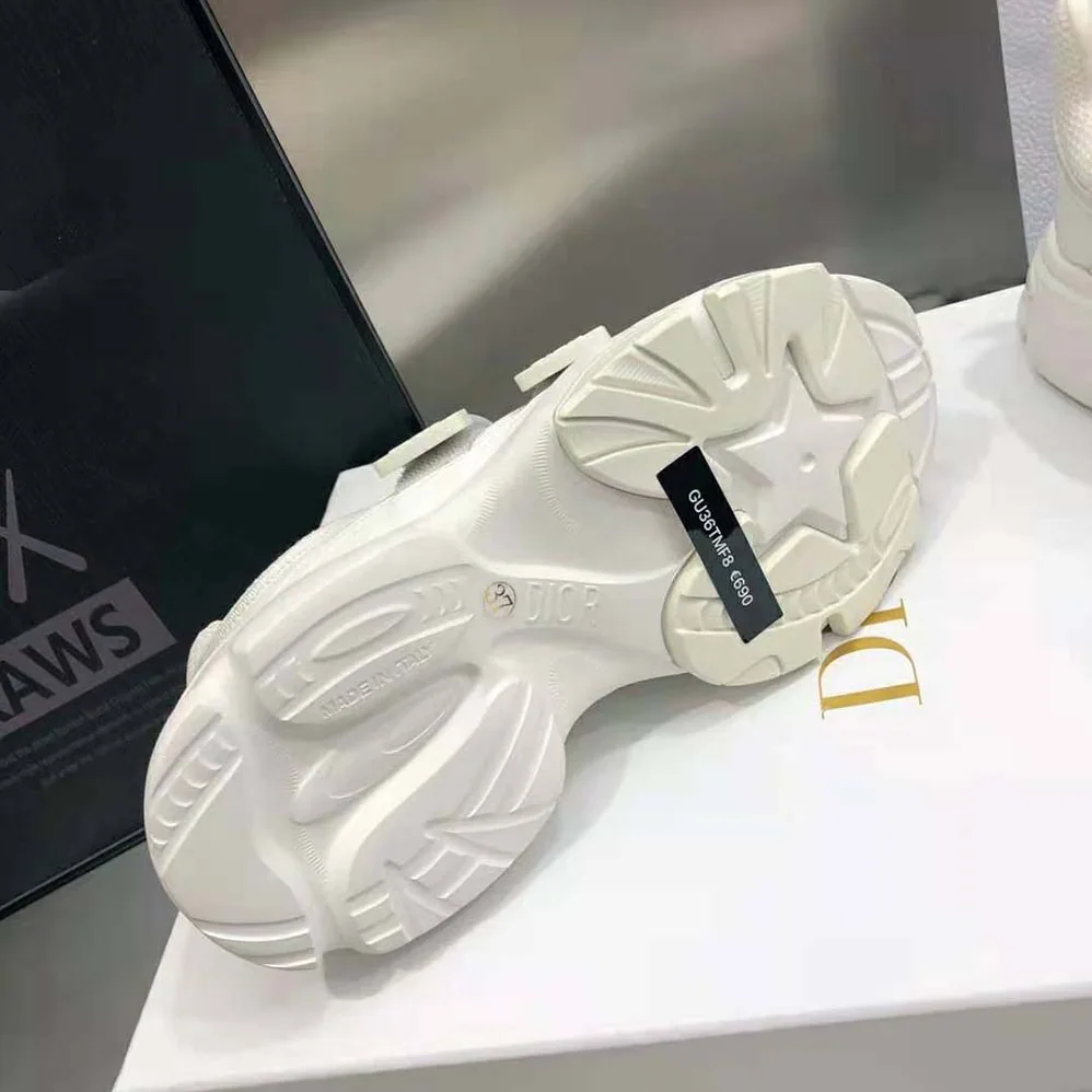 Dior D for Women in wander Sneaker White Calfskin