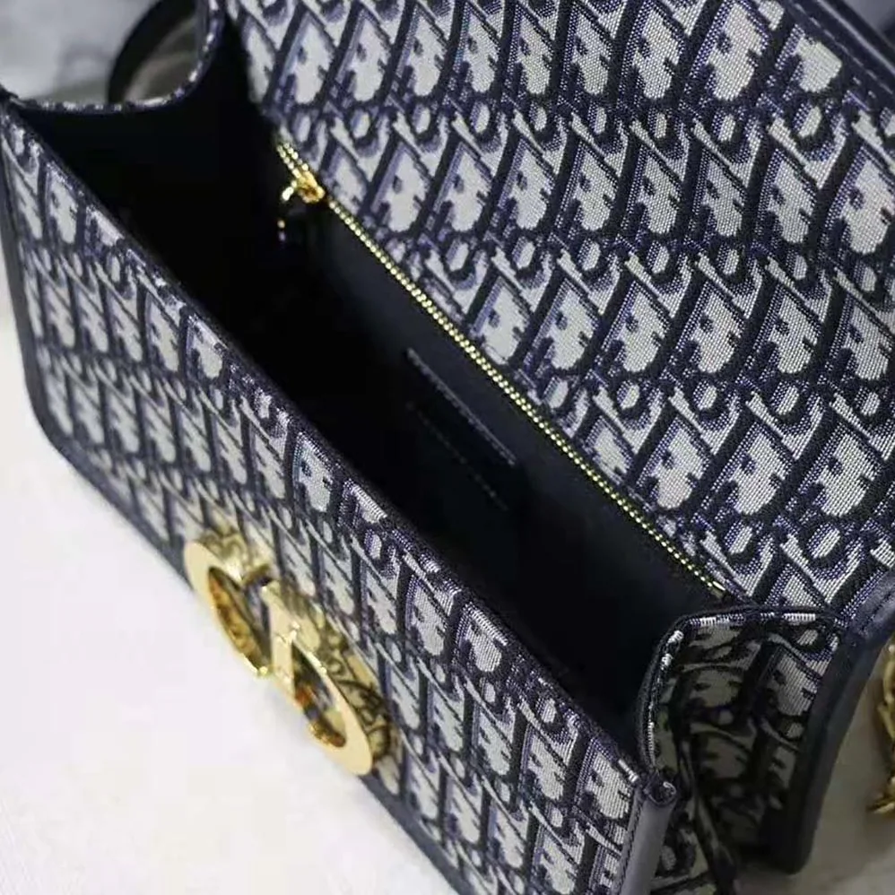 Dior 30 Montaigne Chain Bag Blue Dior Oblique Jacquard for Women Dior 30 Montaigne Chain Bag Blue Dior Oblique Jacquard for Women