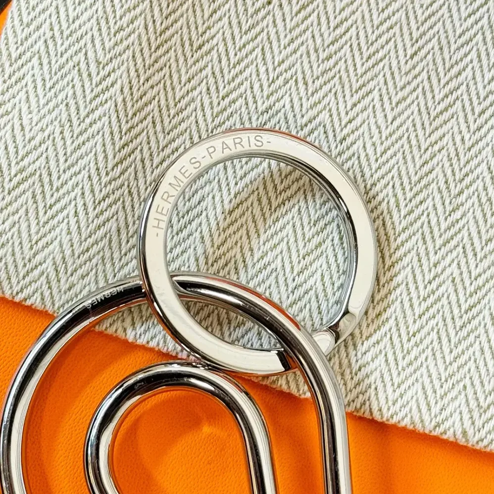 Hermes Fer A Cheval Key Ring for Unisex Hermes Fer A Cheval Key Ring for Unisex