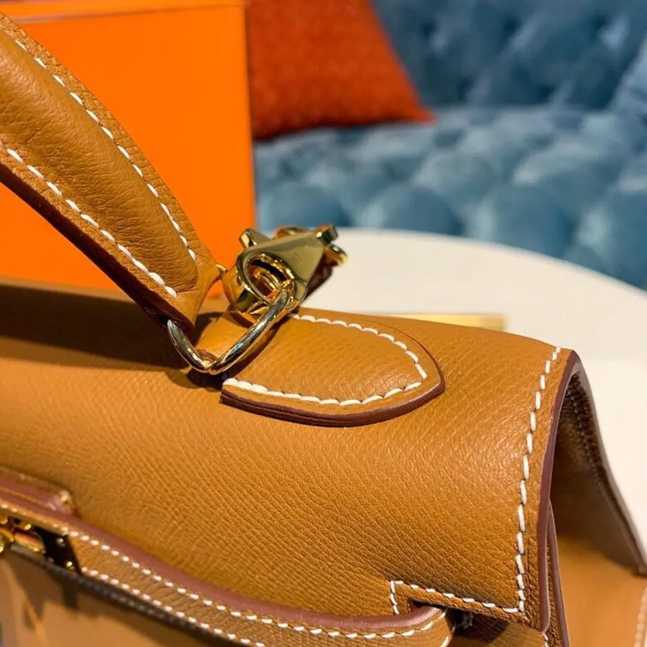 Hermes Kelly Gold Gold Toned Hardware / Hermes Kelly Gold Gold Toned Hardware /