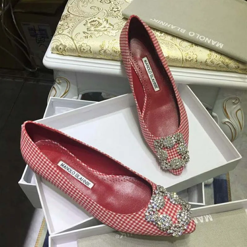 Manolo Blahnik Jewel Buckled Flat Shoes 10mm Heel for Women in Red Manolo Blahnik Jewel Buckled Flat Shoes 10mm Heel for Women in Red