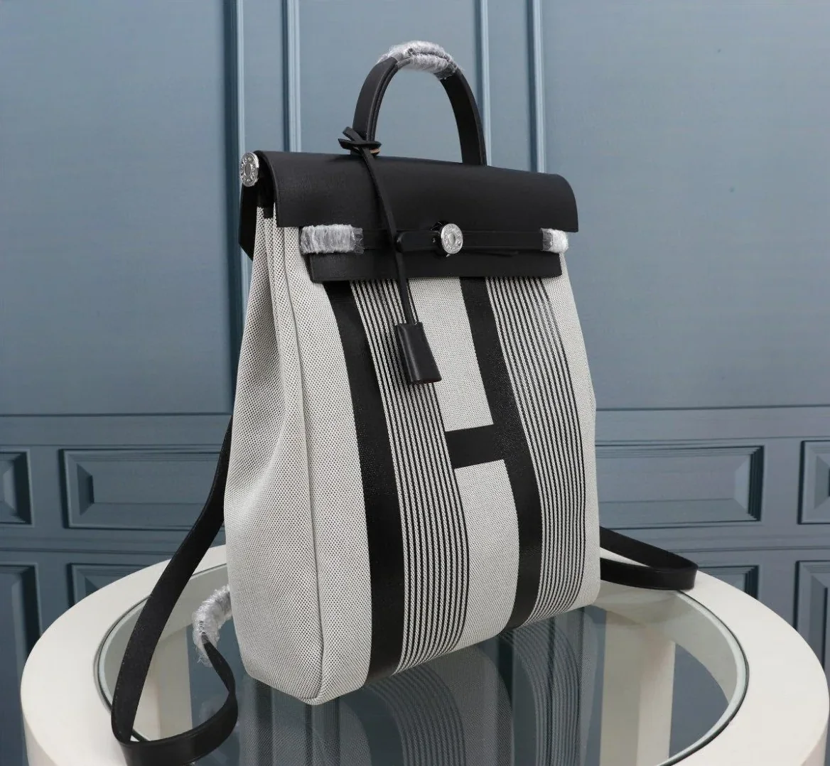 Hermes Buckle Lock Shape Striped Silver Toned Hardware Bag Hermes Buckle Lock Shape Striped Silver Toned Hardware Bag