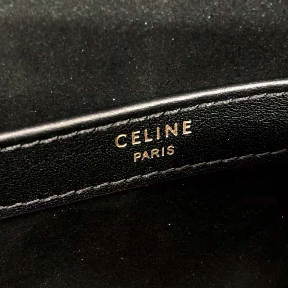 Celine Cabas Drawstring Cuir Triomphe in Smooth Calfskin for Women in Black Celine Cabas Drawstring Cuir Triomphe in Smooth Calfskin for Women in Black