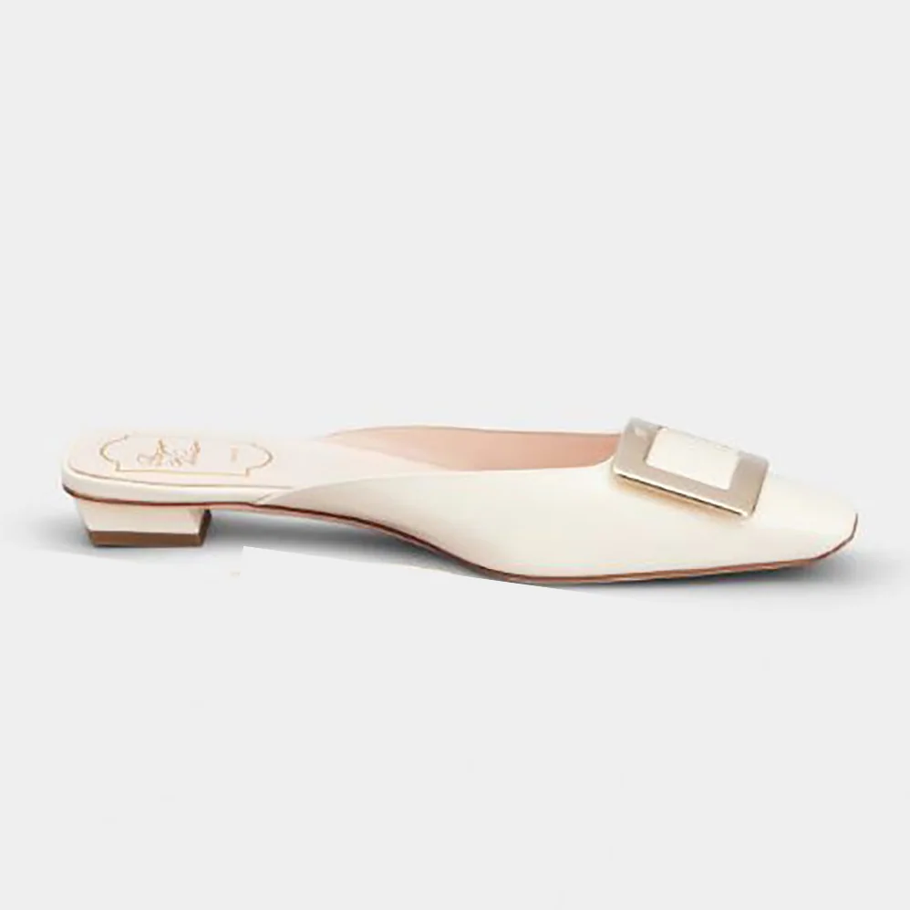 Roger Vivier Belle Vivier Metal Buckle Mules in Patent Leather in 2.5 cm Heel Roger Vivier Belle Vivier Metal Buckle Mules in Patent Leather in 2.5 cm Heel