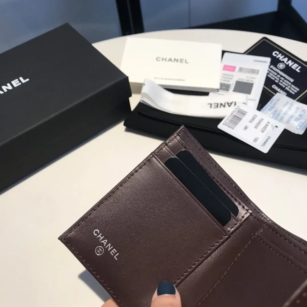 Chanel CO-CO Classic Card Holder in Silver Hardware Black Chanel CO-CO Classic Card Holder in Silver Hardware Black
