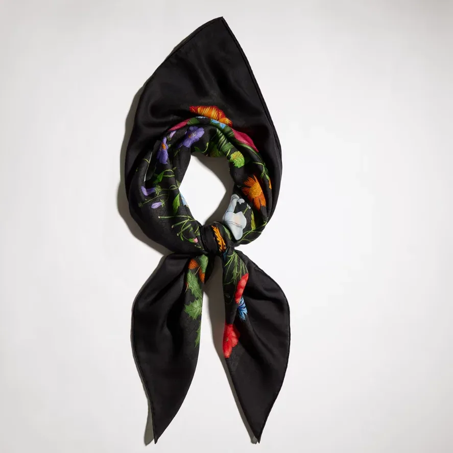 Gucci Printed GG Wool Silk Shawl Scarf Black in Multicolor