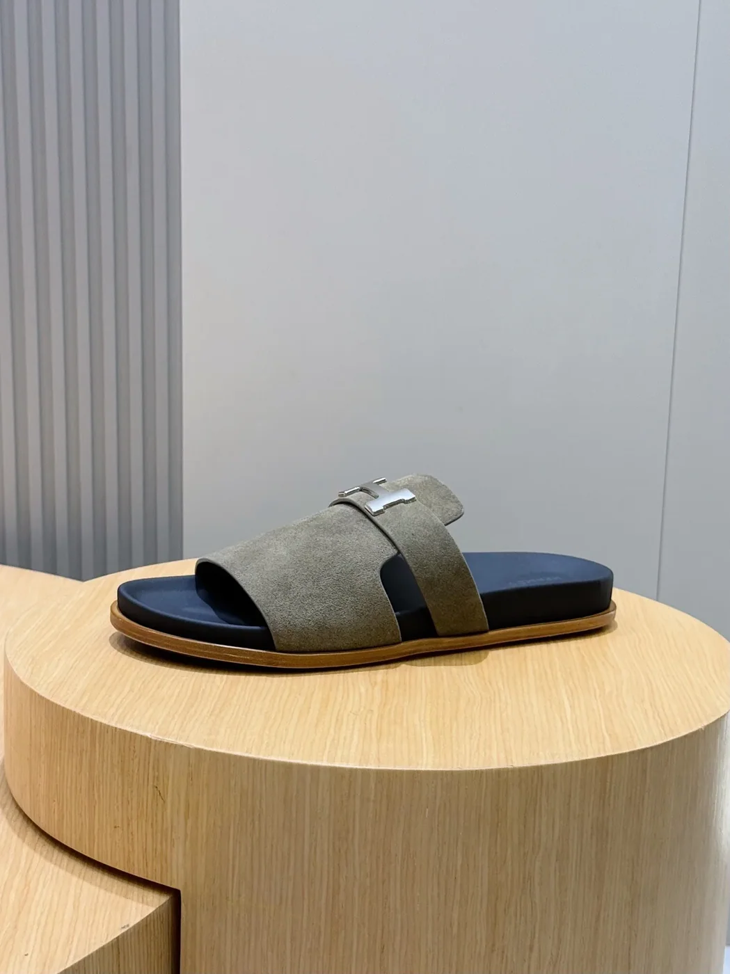 Hermes Jaures Sandals Etoupe Hermes Jaures Sandals Etoupe