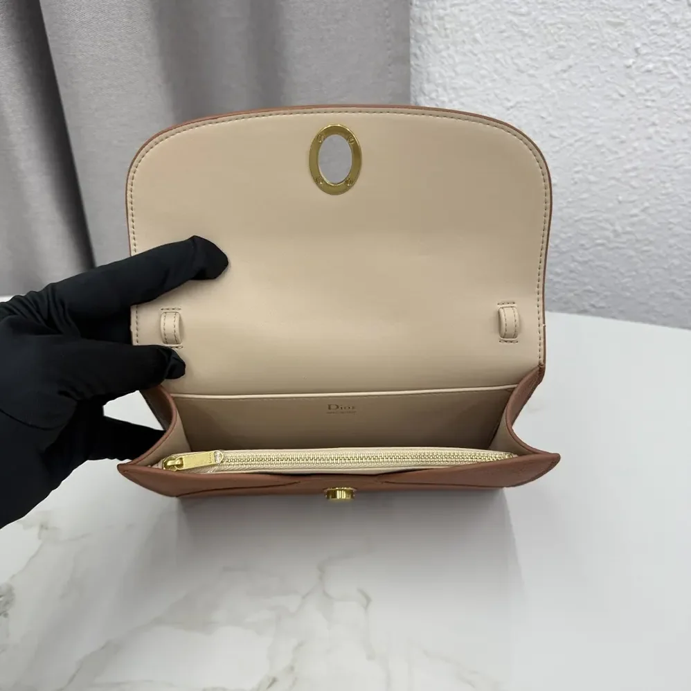 Dior Médaillon Envelope Pouch with Strap Marron Bobby and Lingerie Pink Grained Calfskin for Women Dior Médaillon Envelope Pouch with Strap Marron Bobby and Lingerie Pink Grained Calfskin for Women