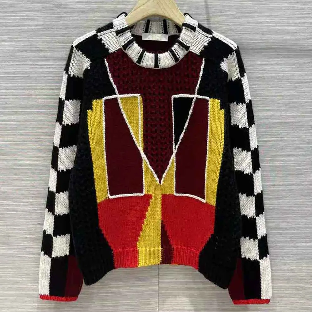 Chloe Graphic Knit Sweater for Women in Black