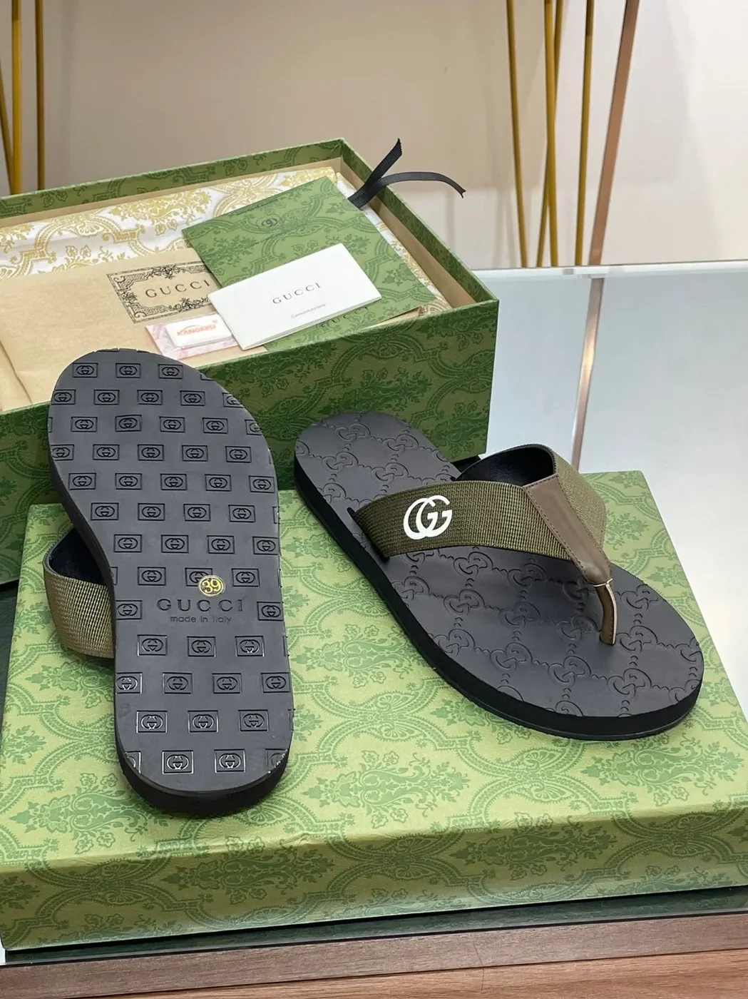 Gucci Thong Sandal Green