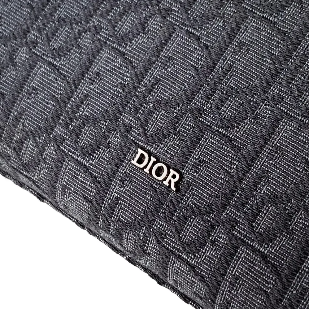 Dior Saddle A5 Triangle Pouch Black Dior Oblique Jacquard and Black Grained Calfskin for Men