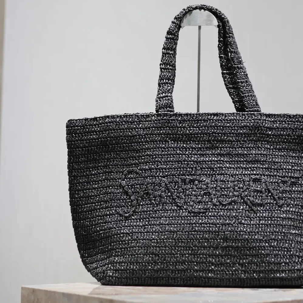 Saint Laurent YSL Saint Laurent Tote in Raffia for Unisex Saint Laurent YSL Saint Laurent Tote in Raffia for Unisex