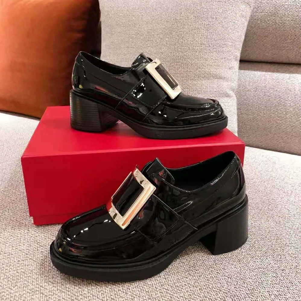 Roger Vivier Viv' Rangers Metal Buckle Loafers in Patent Leather in 6cm Heel for Women Roger Vivier Viv' Rangers Metal Buckle Loafers in Patent Leather in 6cm Heel for Women