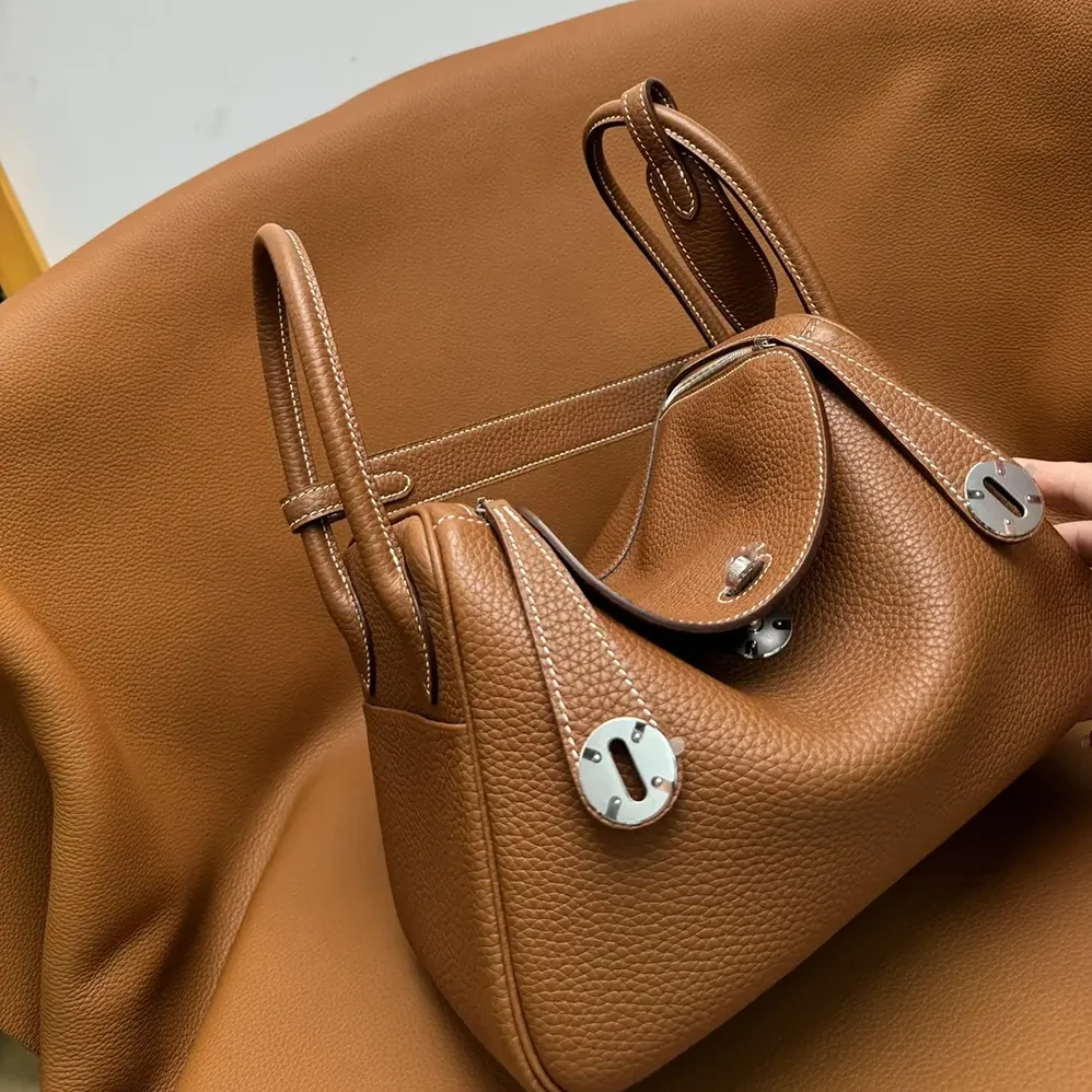 Hermes Lindy 30 in Clemence Leather for Women in Brown/Silver Hermes Lindy 30 in Clemence Leather for Women in Brown/Silver