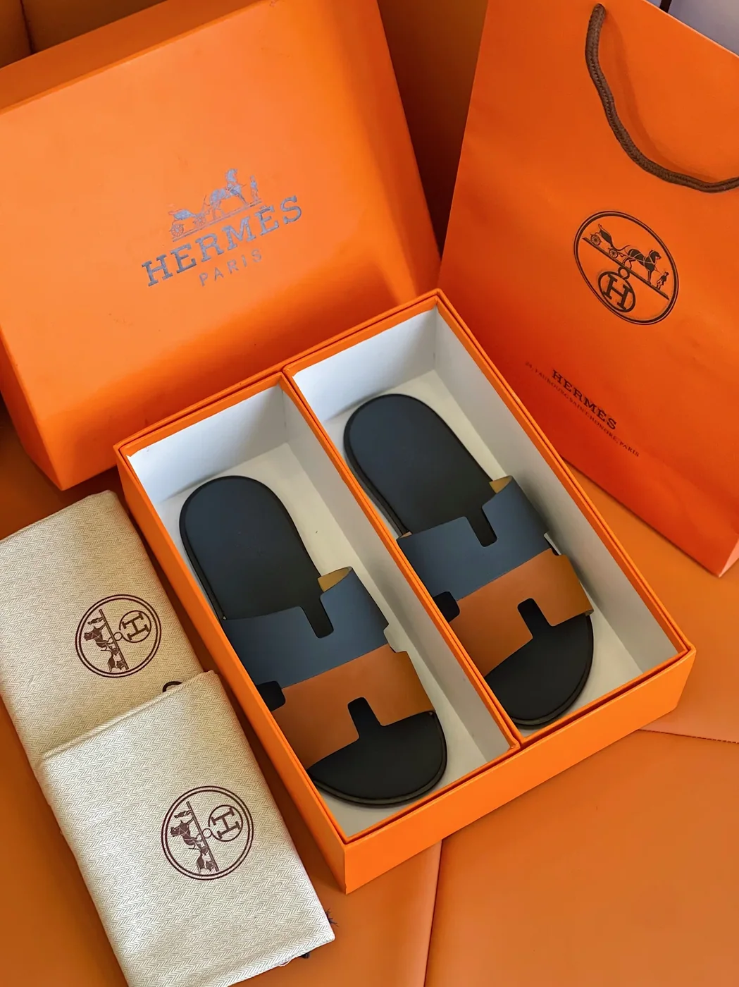 Hermes Izmir Sandals Dark Blue in Brown