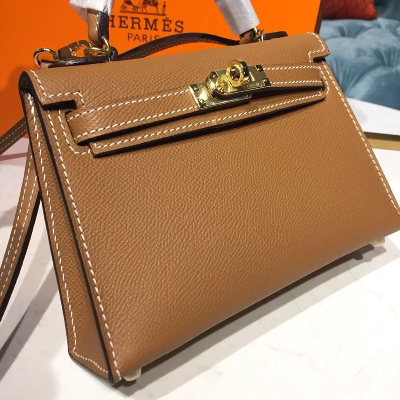 Hermes Mini Kelly Gold Gold Toned Hardware / Hermes Mini Kelly Gold Gold Toned Hardware /