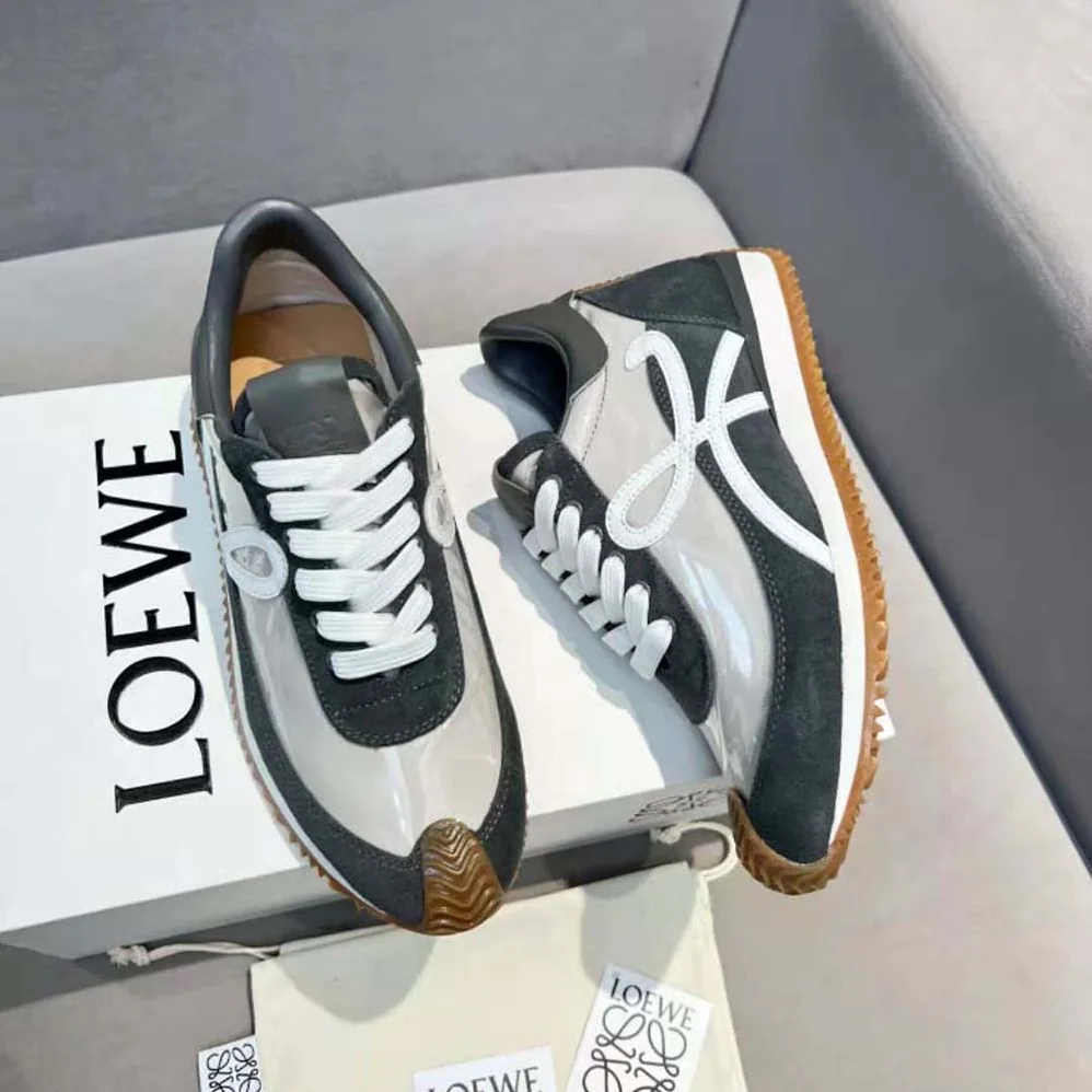 Loewe Flow Runner in Nylon and Calfskin for Unisex in Silver
