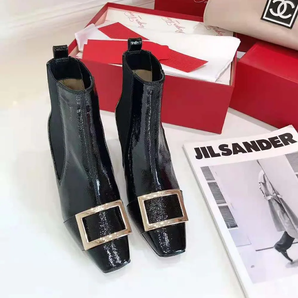 Roger Vivier Trompette Chelsea Boots in 6.5 cm Heel for Women