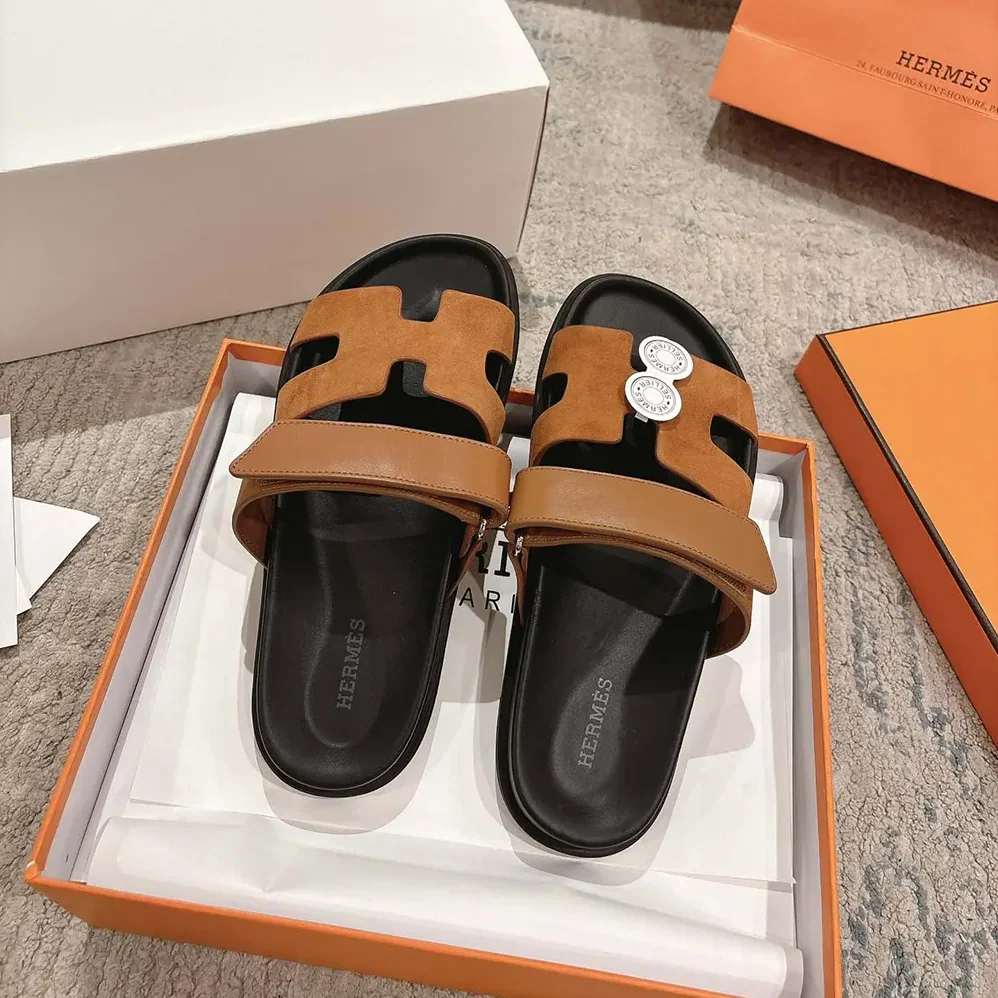 Hermes Chypre Sandal for Unisex in Brown Hermes Chypre Sandal for Unisex in Brown