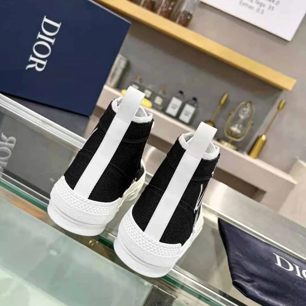 Dior B23 Cactus Jack Dior High-Top Sneaker Black and Cream Cotton Canvas for Men