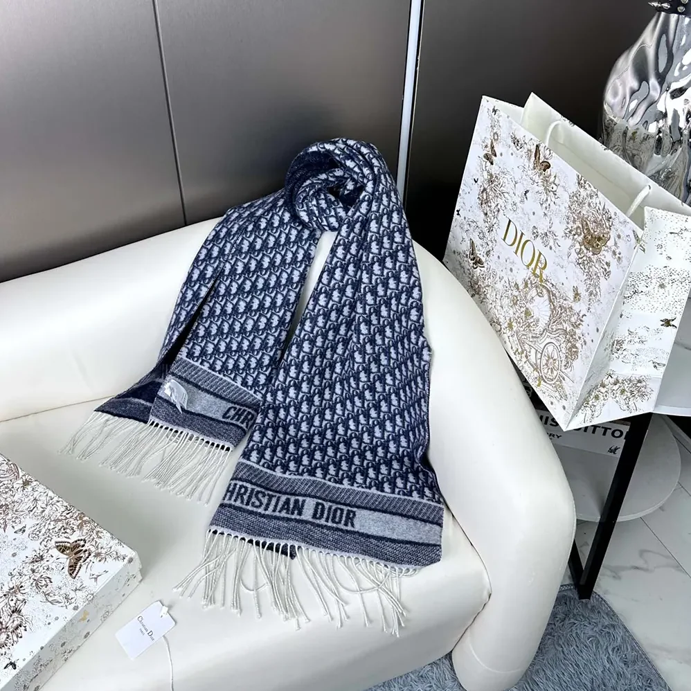 Dior Oblique Scarf Ecru and Navy Blue Cashmere for Unisex Dior Oblique Scarf Ecru and Navy Blue Cashmere for Unisex