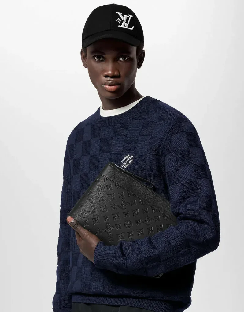 Louis Vuitton Pochette Voyage Souple Black Bag / Louis Vuitton Pochette Voyage Souple Black Bag /